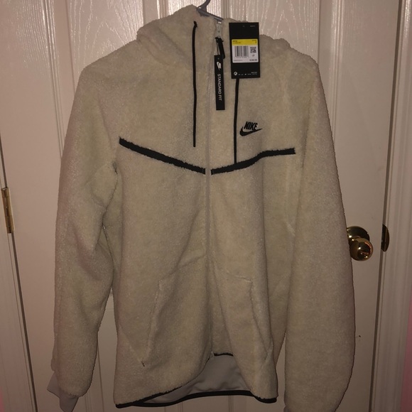 mens sherpa jacket nike